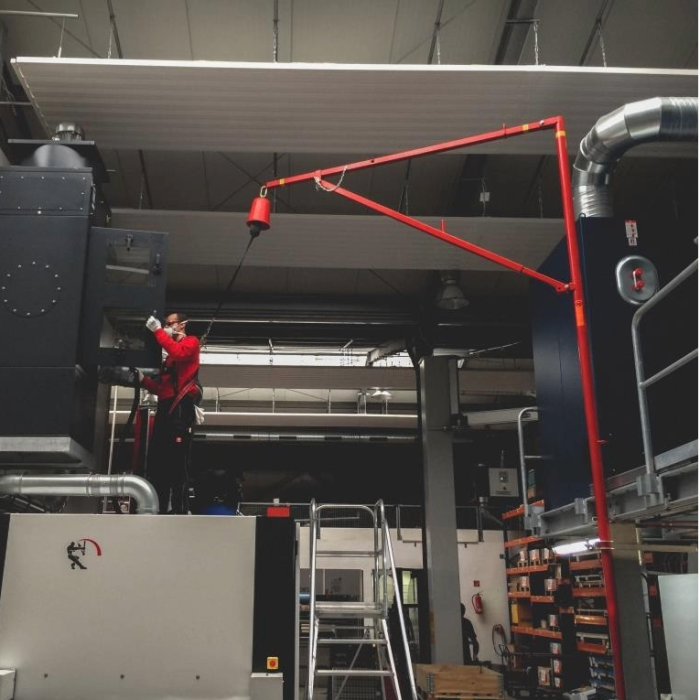 Davit Arm Balkenklem voor mobiele verankering van een Davit Arm aan een stalen balk